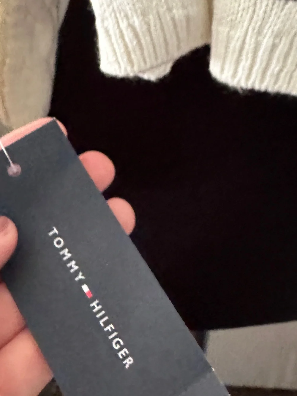 Tommy Hilfiger Off-White Cable Knit Scarf